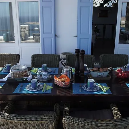 Lov Ammos * Mykonos Town